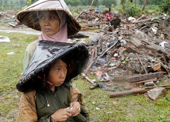 Estado de emergencia en Indonesia hasta el 4 de enero, luego de la tragedia ocasionada por un tsunami/Reuters