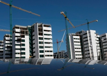 Obras de construcción de un bloque de pisos en Madrid el 24 de septiembre de 2018. REUTERS/Susana Vera