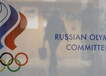 IAAF autorizó a 42 atletas rusos a competir con bandera neutral, entre ellos a la medallista de oro del Mundial de Londres Maria Lasitskene/Reuters