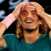 Un Tsitsipas en éxtasis luego de derrotar al multicampeón Roger Federer. REUTERS