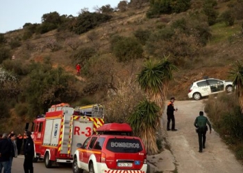 Los rescatistas buscan el acceso al pozo donde cayó el niño Julen/REUTERS