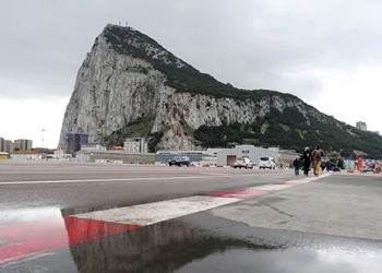 Gibraltar buque armada