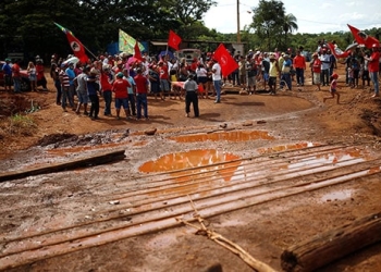 El Movimiento de Trabajadores Sin Tierra protestó en Brumadinho contra las actividades mineras de la empresa Vale.