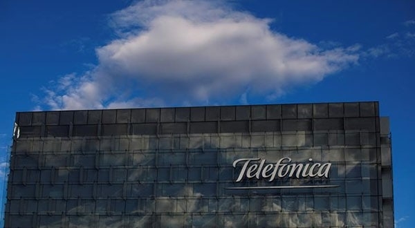 La operadora de telecomunicaciones anunció que en junio pagará un segundo tramo de 0,20 euros por acción con cargo a los resultados de 2018.