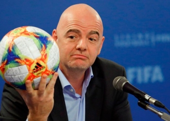 Gianni Infantino, durante una conferencia de prensa en Roma.