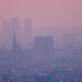 Smog sobre el cielo de París.