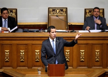 Juan Guaidó, presidente Encargado de Venezuela, se dirige al país en el hemiciclo de la Asamblea Nacional.