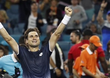 David Ferrer celebra su pase a la tercera ronda del Miami Open