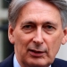 El ministro de Finanzas británico, Philip Hammond, al salir de Downing Street en Londres.