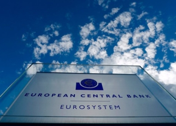 El sello del Banco Central Europeo en su sede de Fráncfort, Alemania.