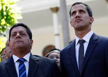 EEUU, Grupo de Lima, Unión Europea y OEA rechazaron detención de vicepresidente de AN, Edgar Zambrano, en Venezuela. En la imagen junto al presidente encargado, Juan Guaidó (derecha)