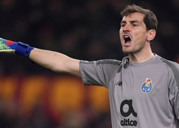 Iker Casillas, de 37 años, portero del Oporto