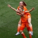 Vivianne Miedema celebra su segundo tanto ante Camerún