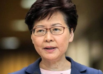 Los manifestantes formulan nuevas exigencias, ahora incluso la dimisión de la propia gobernadora Carrie Lam y la realización de una reforma democrática del sistema de elección del jefe de gobierno.