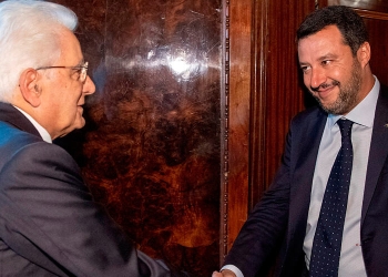 El presidente Sergio Mattarella (izquierda) ha sostenido reuniones con representantes de todos los partidos italianos.