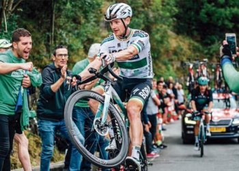 Sam Bennett, ganador de la etapa 14 de La Vuelta España