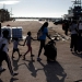 Sobrevivientes de Dorian fueron evacuados de la isla Abaco, dejando atrás un panorama de destrucción