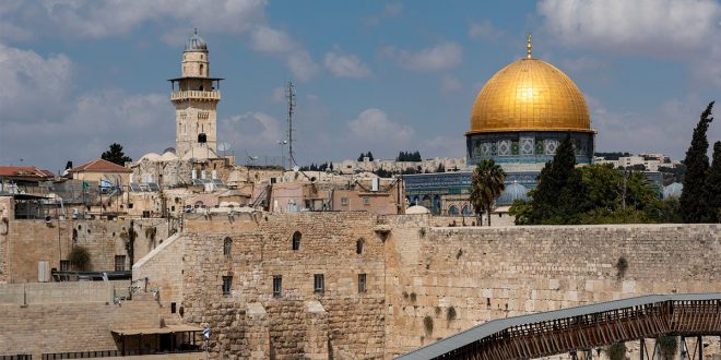 Hoy el Estado de Israel es el resultado de la fe y la creencia de su pueblo en su pueblo, y de ellos en sus líderes