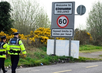 La cuestión de la frontera irlandesa es un quebradero de cabeza para Londres y Bruselas.