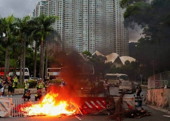 Violentas protestas en Hong Kong