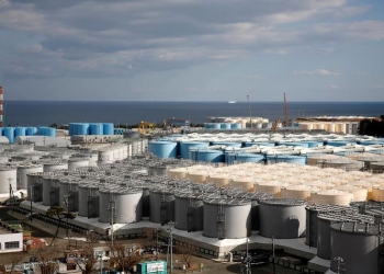 En los depósitos de la planta nuclear de Fukushima se almacena más de un millón de toneladas de agua contaminada en unos mil tanques.