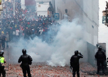 Las protestas se intensifican en la ciudad de Quito.