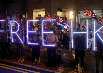 Manifestantes protestan y piden "libertad en Hong Kong"