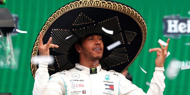 Lewis Hamilton logró en 2008, a los 23 años, su primer título en Fórmula 1. En su próxima carrera buscará su sexto título y se colocará a uno del alemán Michael Schumacher