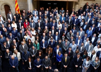 PSOE, PP y Cs rechazaron este sábado la Declaración "soberanista" de la Llotja de Mar. Mientras, Quim Torra se reunió con alcaldes y representantes de los municipios en el Palau de la Generalitat