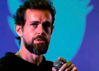 Jack Dorsey, presidente de Twitter, expresó su deseo de combatir las 'fake news'.