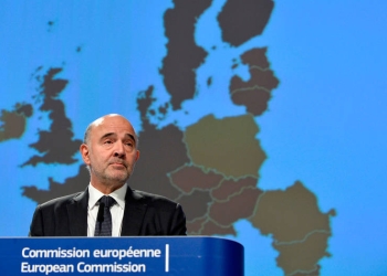 Pierre Moscovici, comisario europeo de Asuntos Económicos y Financieros de la UE, presentó las previsiones para el bloque
