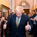 Boris Johnson fue recibido con aplausos en 10 Downing Street tras su victoria