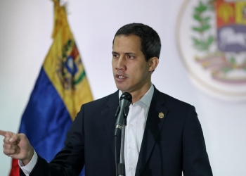 El presidente Guaidó, de forma reiterada, ha llamado a los militares a cumplir con la obligación de restablecer el hilo constitucional