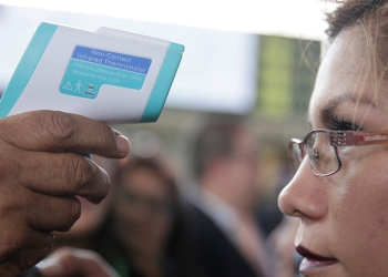 Mientras en los aeropuertos se extreman las medidas de seguridad, en el Centro Nacional de Biotecnología se encuentran a la espera de los permisos para empezar el proceso de desarrollar la vacuna