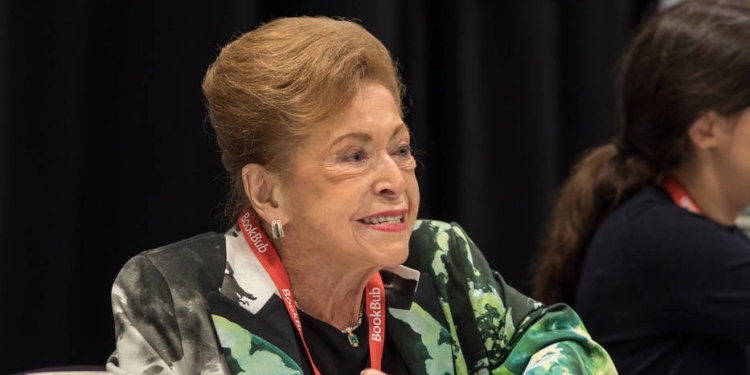 Mary Higgins Clark