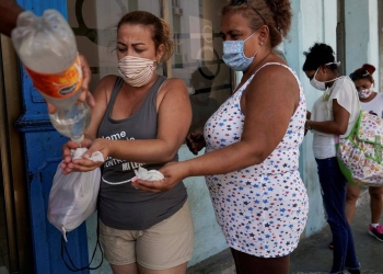 OMS alerta, van 250.000 nuevos contagios en 24 horas por coronavirus / Foto REUTERS / Alexandre Meneghini