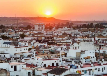 Panorama de Sevilla al atardecer. Sevilla, Andalucía