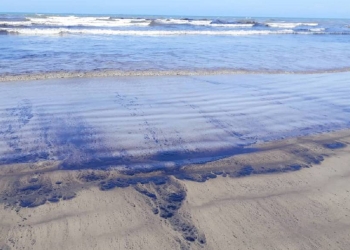 Derrame de petróleo afecta al Parque Nacional Morrocoy en Venezuela / Foto @guanaparo