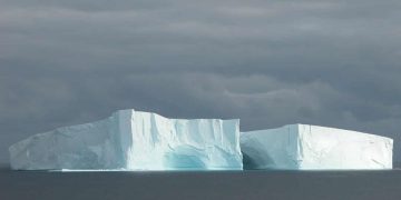 El mayor iceberg del mundo se separó de la banquisa de Ronne en la Antártida