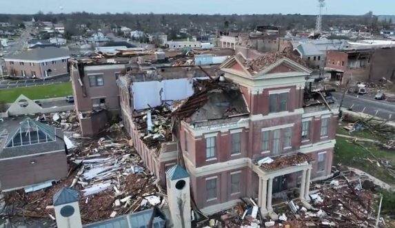 secuencia de tornados