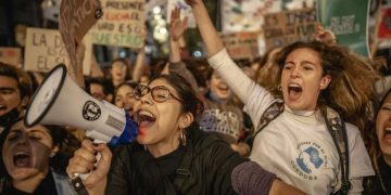 jóvenes españoles emergencia climática