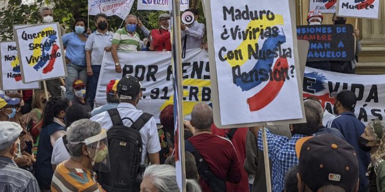 morir de pie pensionados