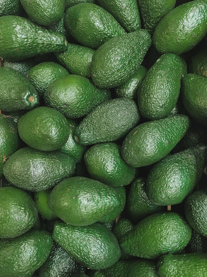 aguacates verdes