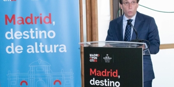 el alcalde de Madrid, José Luis Martínez-Almeida, inauguró "Madrid, destino de altura"