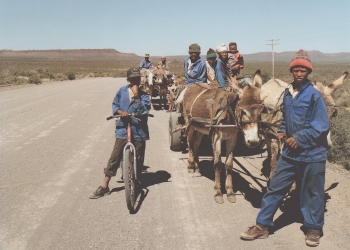 DAVID GOLDBLATT. Swerwers, esquiladores de ovejas y trabajadores agrícolas nómadas, descendientes de los cazadores-recolectores san y de los pastores khoi, 2002